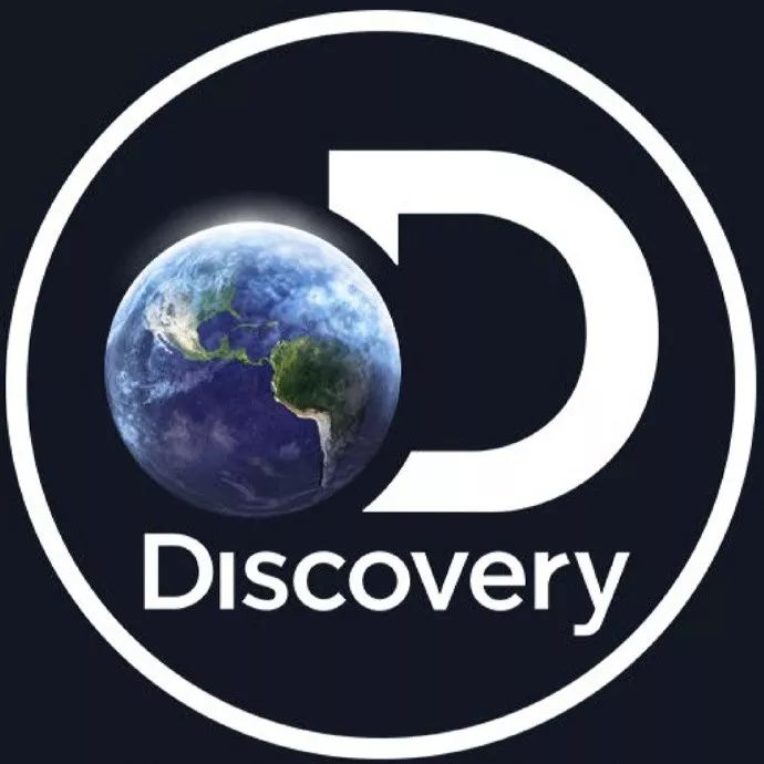 一定实物质感,以及阴影和反光细节 由于近几年扁平风流行 discovery也